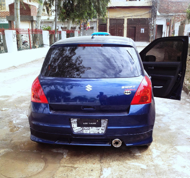 Suzuki Swift - 2012 BlueBird Suzuki Swift - 2012 BlueBird Image-2