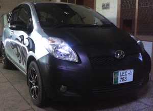 Toyota Vitz - 2010