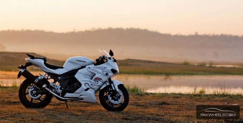 Volkswagen Golf - 2009 hyosung Volkswagen Golf - 2009 hyosung Image-2