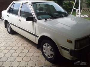 Nissan Sunny - 1985
