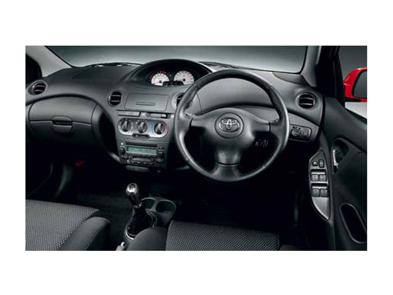 Toyota Vitz 1st Generation Interior Dashboard