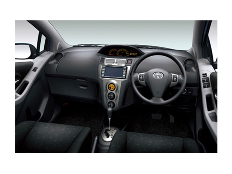 Toyota Vitz Interior Dashboard
