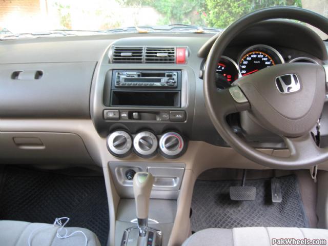 Honda City 4th (Facelift) Generation Interior Dashboard