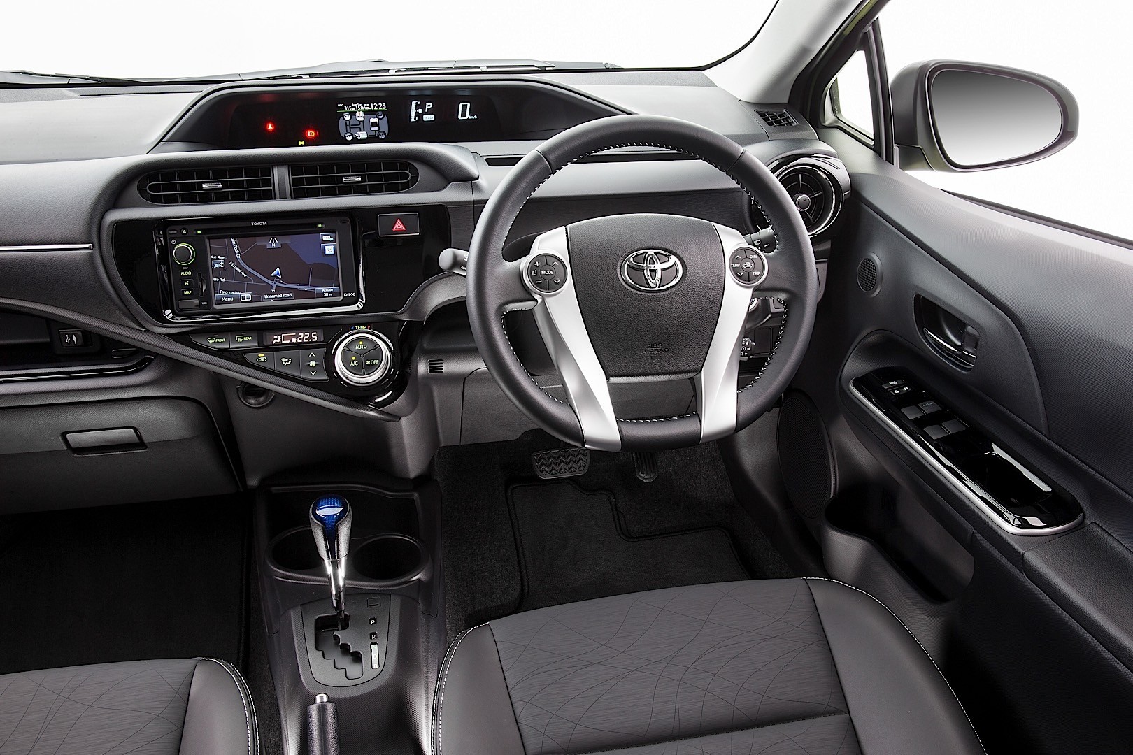 Toyota Aqua Interior Dashboard