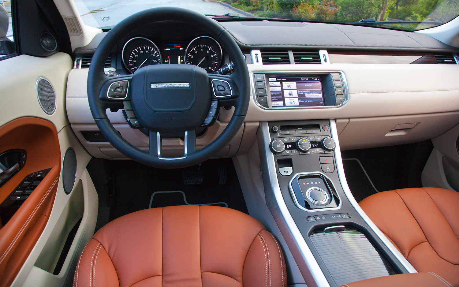 Range Rover Evoque Interior Dashboard