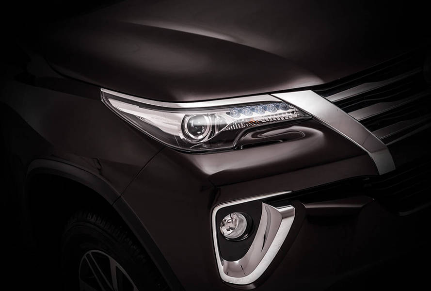 Toyota Fortuner 2nd Generation Exterior Bi-Beam LED projection