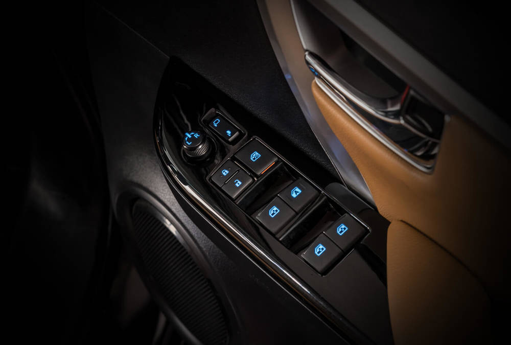 Toyota Fortuner Interior Control Switches