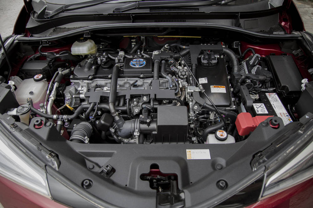 Toyota C-HR Exterior Engine 