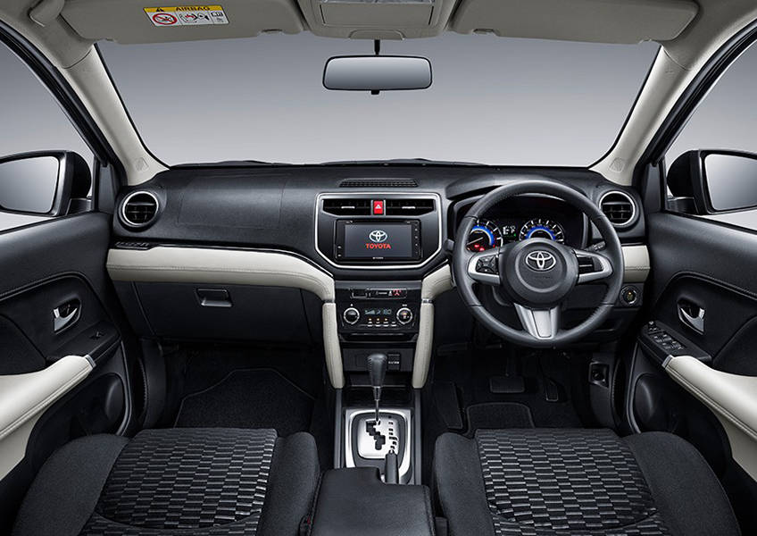 Toyota Rush Interior 