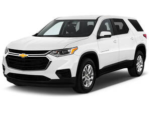 2018 chevrolet traverse fwd 4 door ls w 1ls angular front exterior view 100623806 l