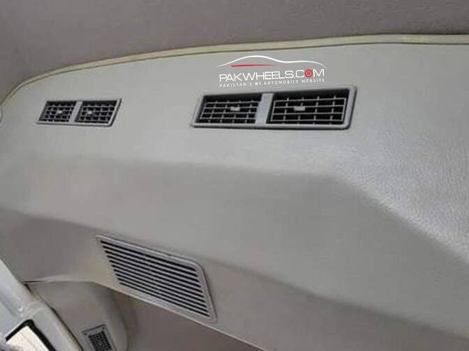 Suzuki Bolan Interior Rear AC Vents