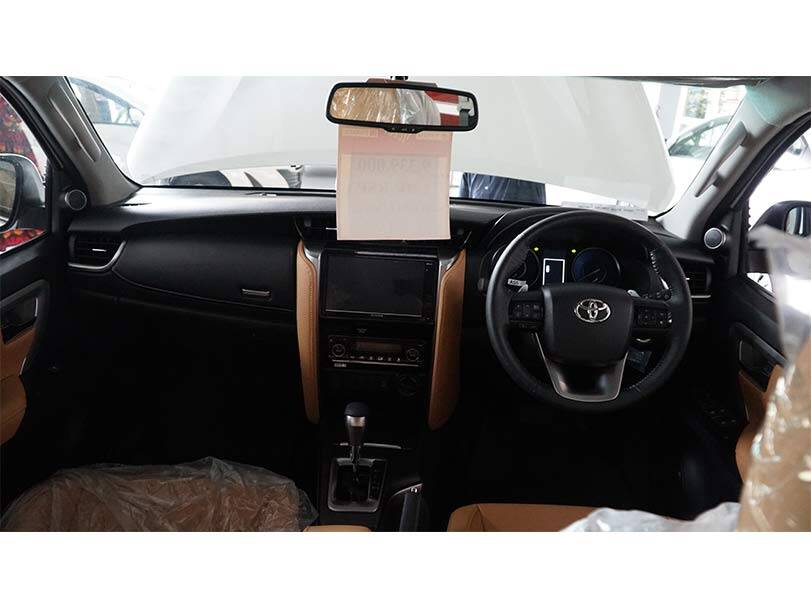 Toyota Fortuner Interior Cockpit