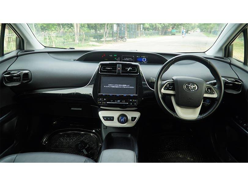 Toyota Prius 4th Generation Interior Cockpit
