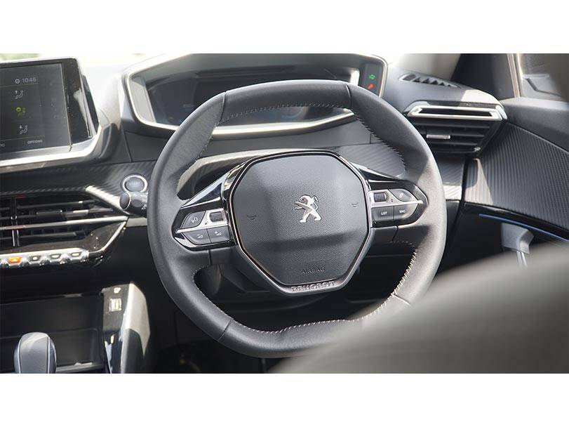 Peugeot 2008 Interior Steering Wheels