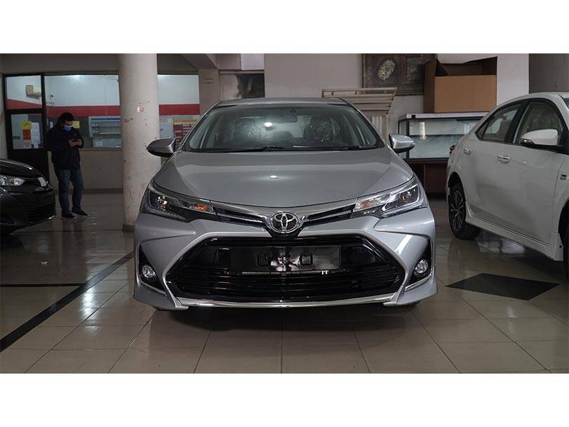 Toyota Corolla Price in Pakistan, Images, Reviews & Specs PakWheels