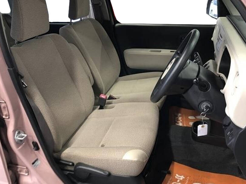 Daihatsu Mira Cocoa Interior 