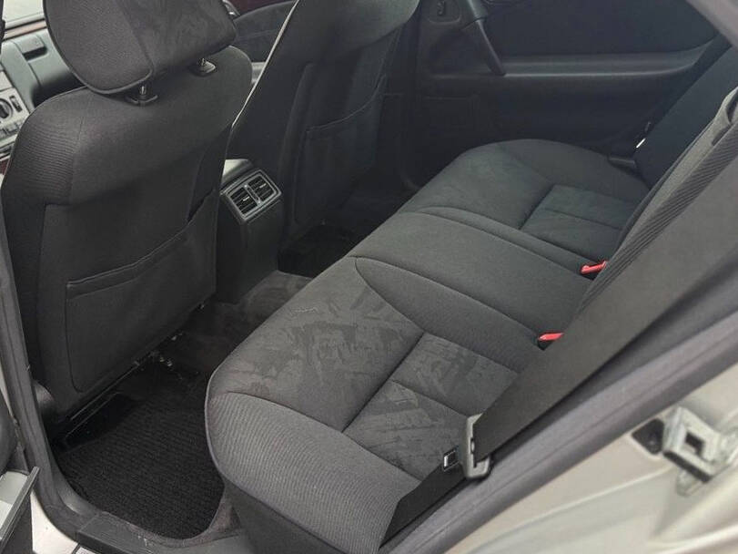 Mercedes Benz E Class 2nd (W210) Generation Interior 