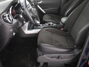 مرسڈیز بینز ایکس کلاس Interior  مرسڈیز بینز ایکس کلاس Interior