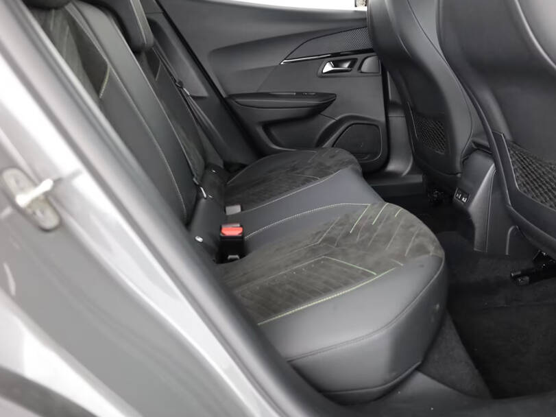 پیوژو 2008 2025 Exterior Rear Seats