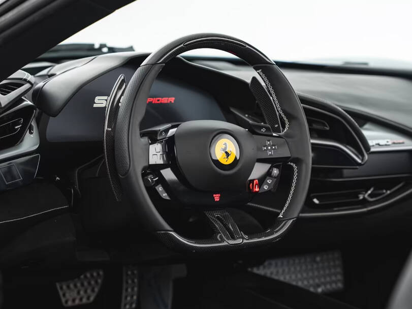 Ferrari SF90 Exterior Steering Wheel