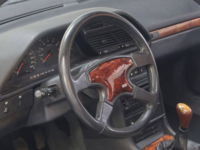 پیوژو 605 Exterior Steering Wheel