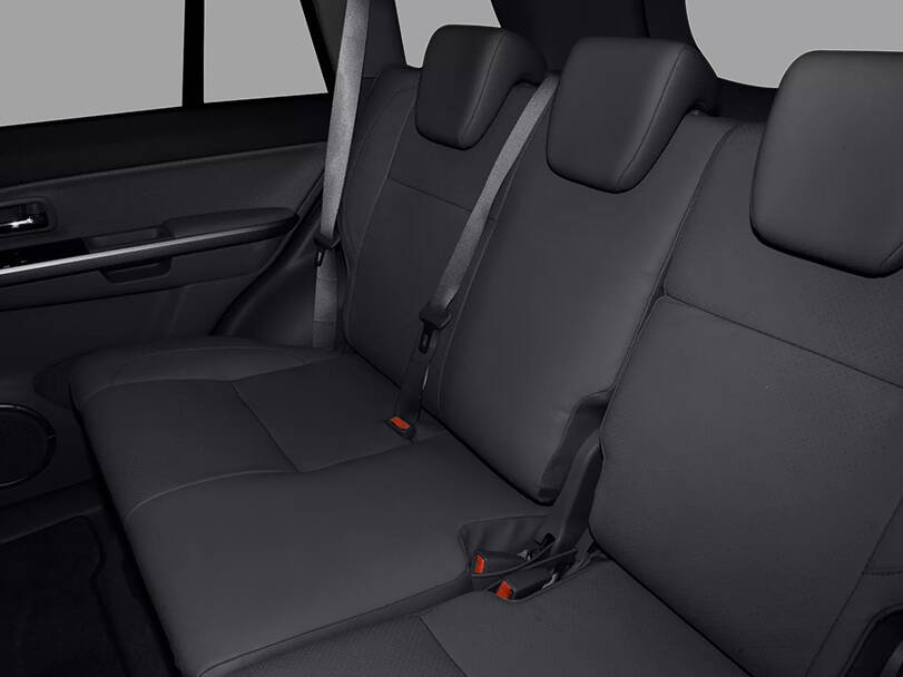 سوزوکی ویٹارا تیسری (جے ٹی) جنریشن Interior Rear Seats